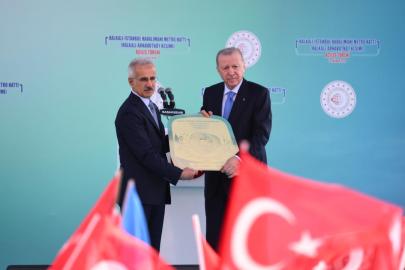 Bakan Uraloğlu: Ulaşım yükünü hafifletecek projeleri birer birer hayata geçirmeye devam ediyoruz
