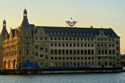 Haydarpaşa Garı yeniden tarihi silüetteki yerini almaya başladı