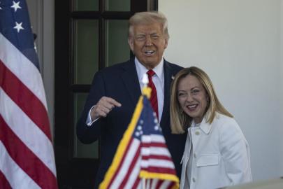 Trump, İran'ın nükleer tehdidiyle alakadar olmadığı için Meloni'ye yüklendi