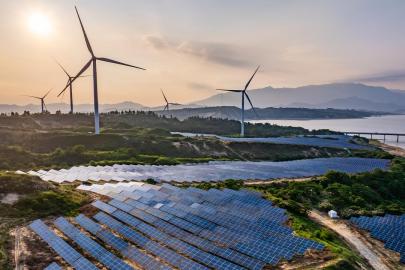 Yenilenebilir enerjide hedef 120 bin MW kurulu güç