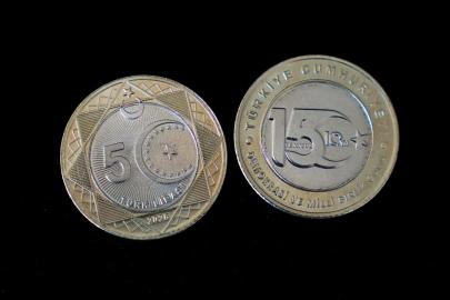 15 Temmuz'un 10. yılına özel 5 lira basıldı