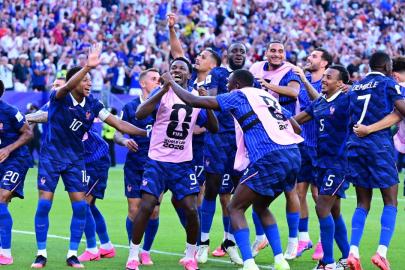 Fransa, Mbappe ile çeyrek finalde